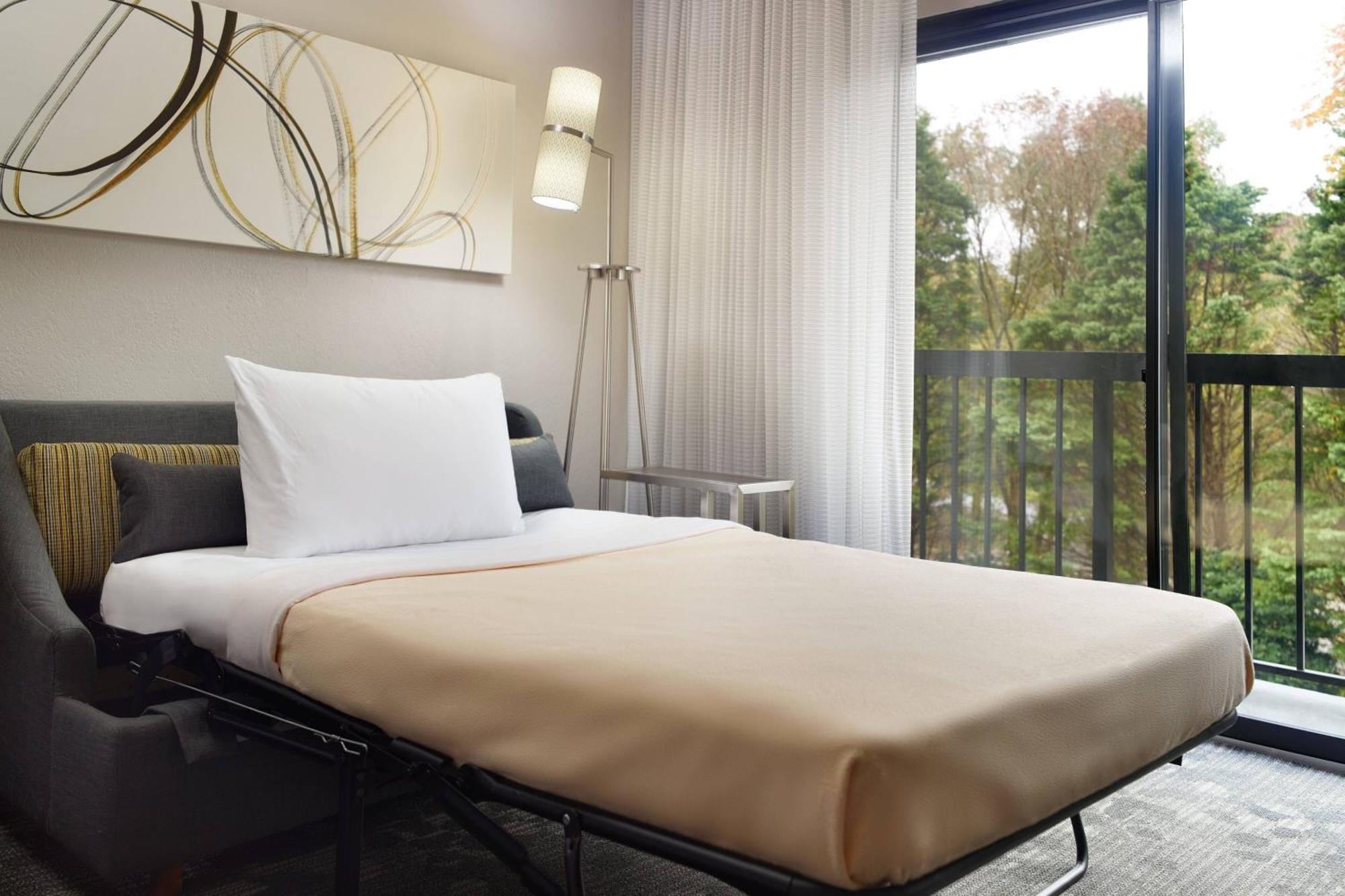 Courtyard By Marriott Raleigh Cary Hotell Eksteriør bilde