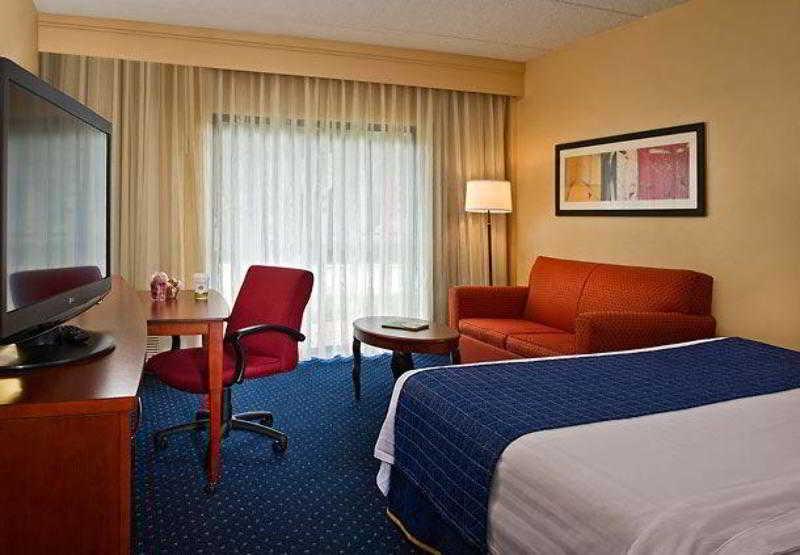 Courtyard By Marriott Raleigh Cary Hotell Rom bilde